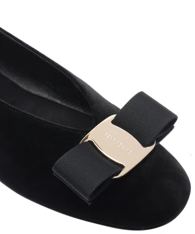 Ferragamo Ballerina Bow Black Var In Black