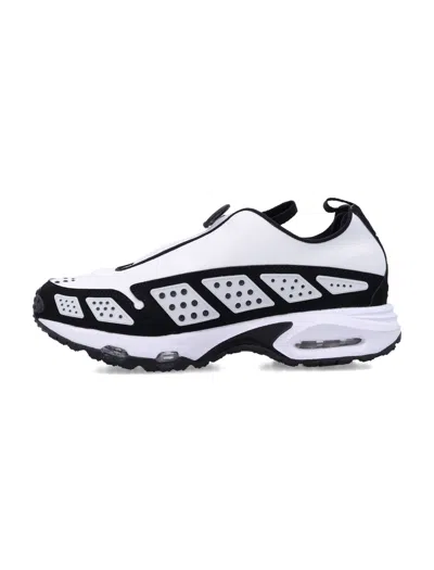 Nike Air Max Sunder Sneakers In White