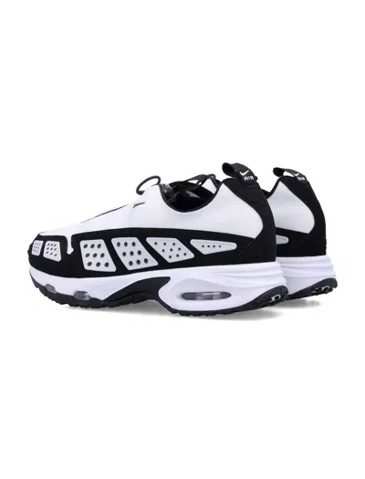 Nike Air Max Sunder Sneakers In White