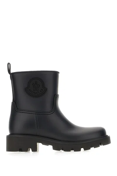 Moncler Drawstring Embosssed-logo Rain Boots In Black
