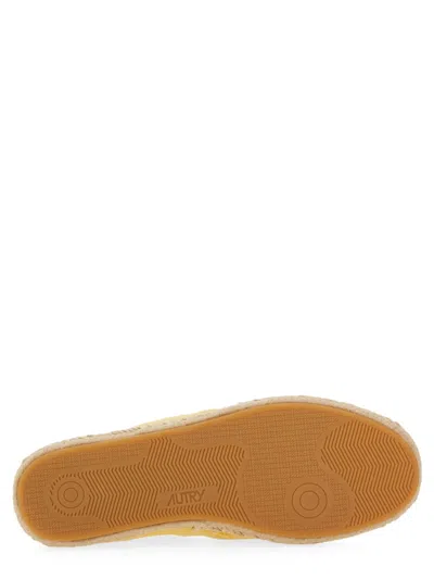 Autry Classic Lace-up Flat Shoes With Woven Jute Sole In Gold