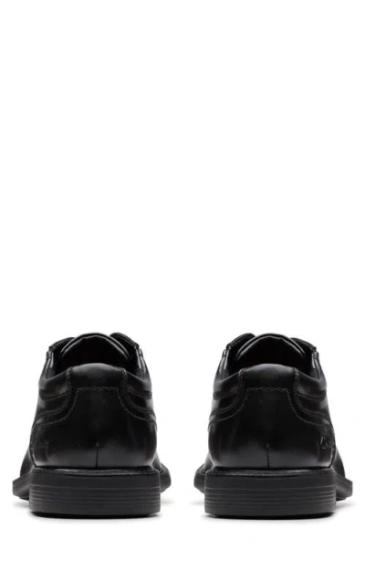 Clarks Men's Cosgrove Square Toe Apron Dress Shoes In Black