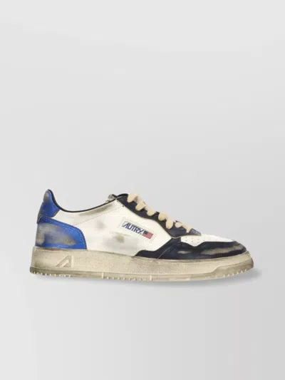 Autry White/black/blue Medalist Low Super Vintage Sneakers In Neutral