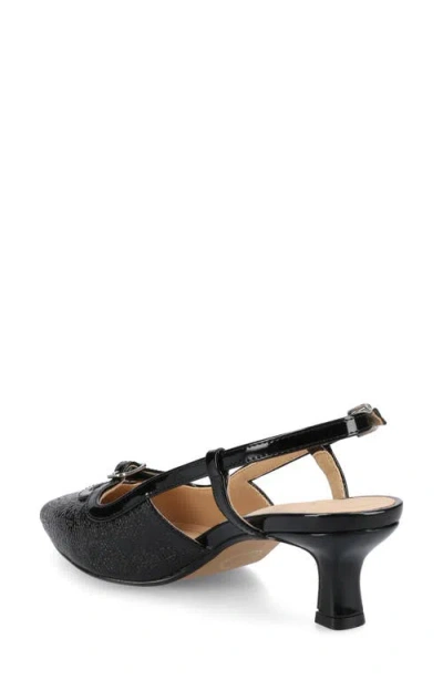 Journee Collection Womens Pointed Closed Toe Kitten Heel Pumps In Black