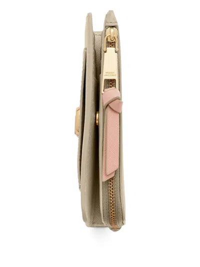 Marc Jacobs Utility Snapshot Zip-around Leather Wallet In Neutral