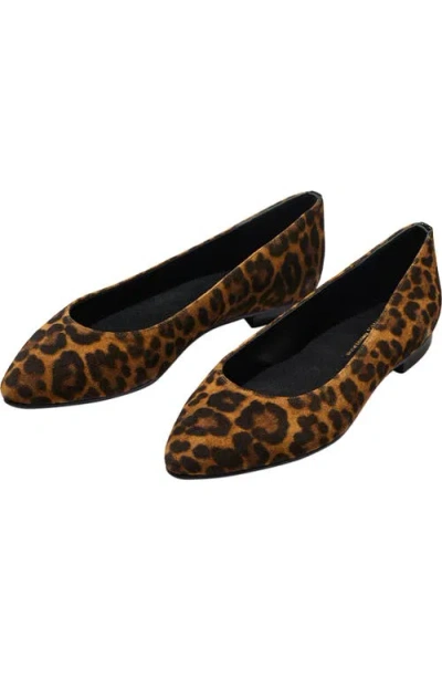 Margaux The Pointe Flat In Brown