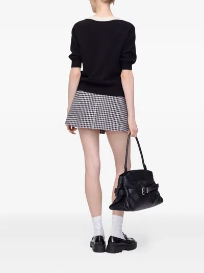 Marc Jacobs Contrast-collar Wool Top In Black