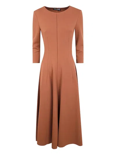 七分袖伞形连衣裙