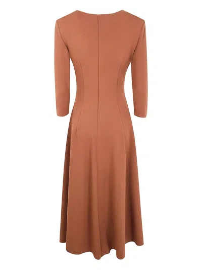 七分袖伞形连衣裙