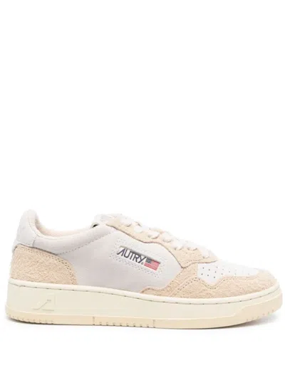 Autry Low Platform Sole Suede Sneakers In Neutral