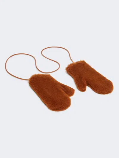 Max Mara Mittens In Alpaca And Wool Teddy Fabric In Brown