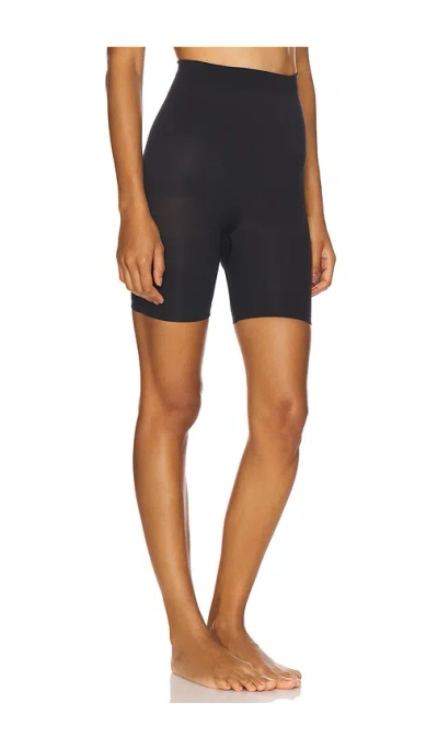 Skims Womens Onyx Sculpt Fitted Stretch-woven Shorts In Black