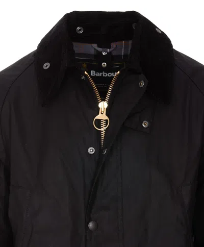Barbour Ashby Realizzato In Cotone Cerato Sylkoil 203 G. Presenta Un Taglio Comodo. Chiusura Antivento Con B In Black