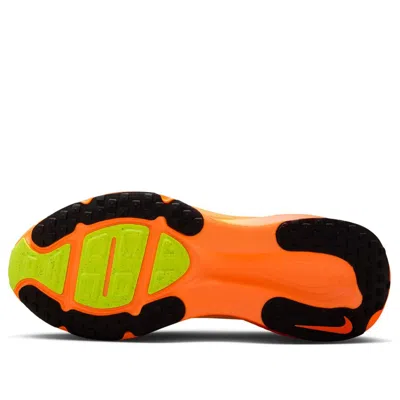 Nike Vomero 18 Running Shoe In Multi