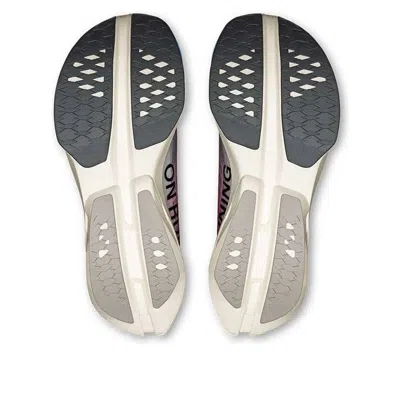 On (wmns) Running Cloudboom Strike 'white Horiz'