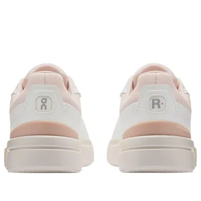 On Running (wmns)  The Roger Advantage 'white Rosehip' In Multi