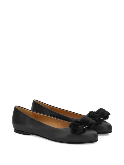 Ferragamo Vara Bow Ballet Flats In Black
