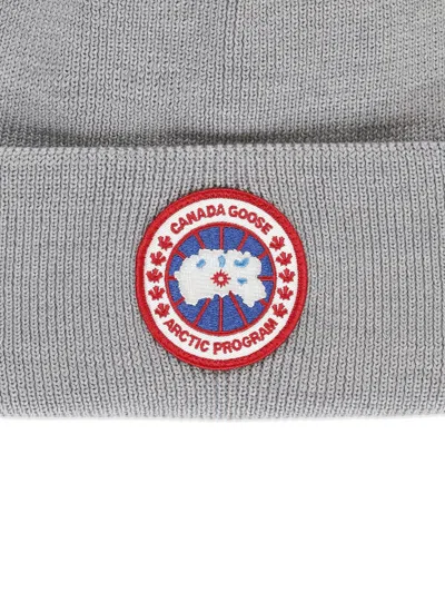 Canada Goose Classic Grey Hat With Structured Crown And Curved Brim In Gray