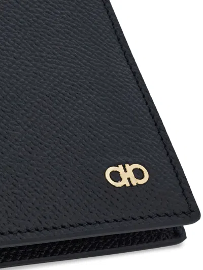 Ferragamo Gancini Leather Compact Wallet Textured Finish In Black