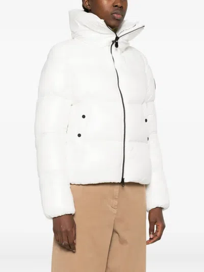 ISLA 高领蓬松夹克