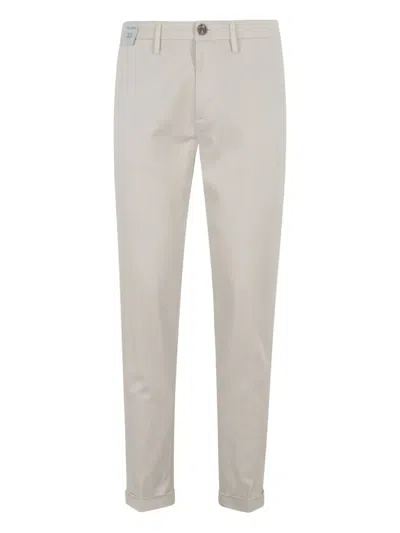 Re-hash Belt-loop Pocket Chinos In White