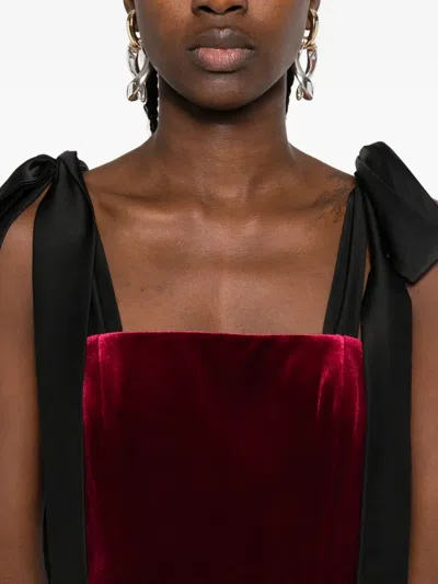 方领中长连衣裙