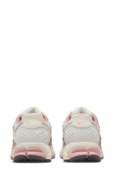 Nike Sneakers Zoom Vomero 5 In Gray