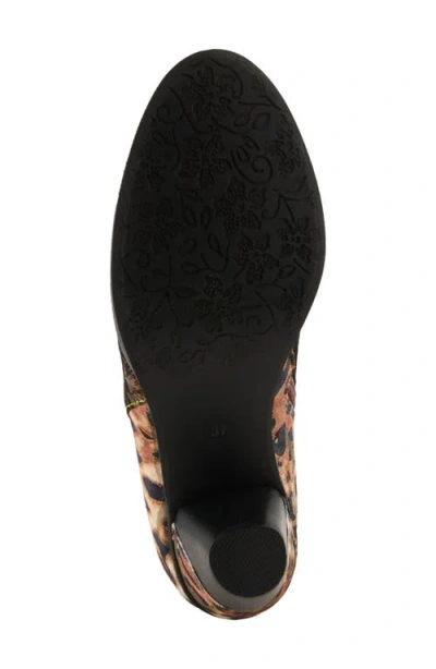 L'artiste By Spring Step Dessalynn Bootie In Brown