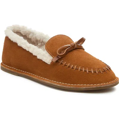 Kelsi Dagger Brooklyn Huggy Faux Shearling Lined Slipper In Brown