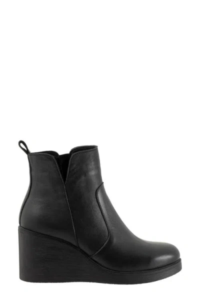 Bueno Laura Platform Wedge Bootie In Black