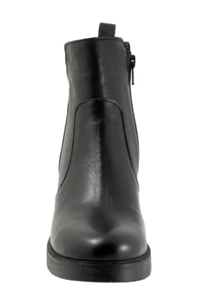 Bueno Laura Platform Wedge Bootie In Black