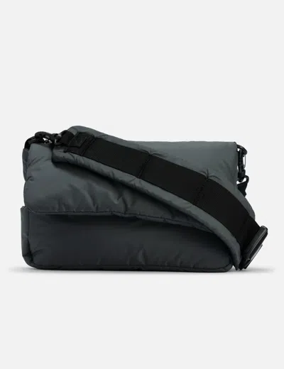 Clesste Padded Flap Holiday Bag