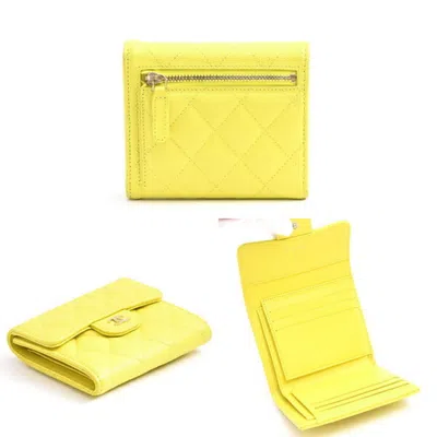 Pre-owned Chanel Matelasse Yellow Grained Calfskin Wallet (tri-fold) ()
