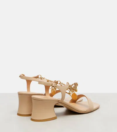 Chloé 55mm Charm-embellished Block-heel Sandals In Neutral