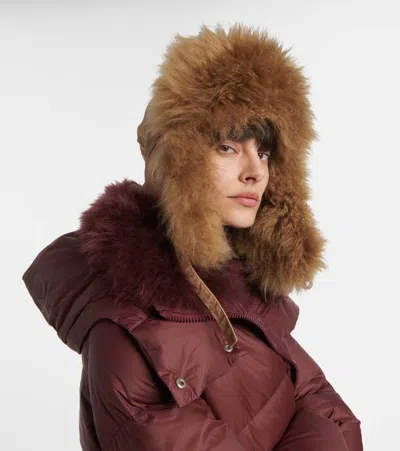 Yves Salomon Shearling-trimmed Down Hat In Sand