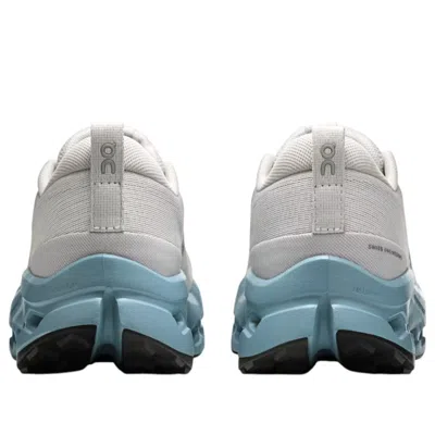 On Cloudsurfer Trail 2 Sneakers In Neutral