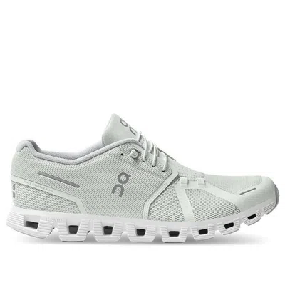 On Running Cloud 5 'ice White'