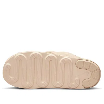 Nike (wmns)  Air Max Isla 'sanddrift' In Neutral