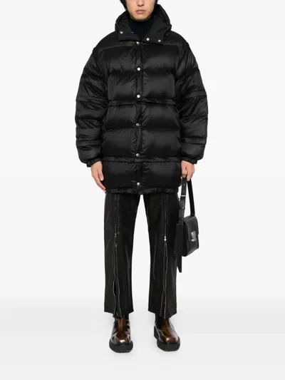 Yoke Removable-collar Coat In Black