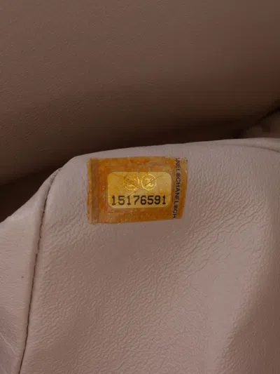 Pre-owned Chanel 2011 Jumbo Classic Lambskin Double Flap Shoulder Bag In White