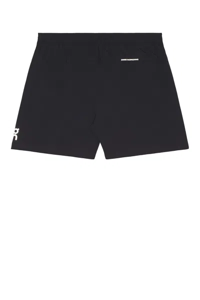 On 5 Core Shorts In Black