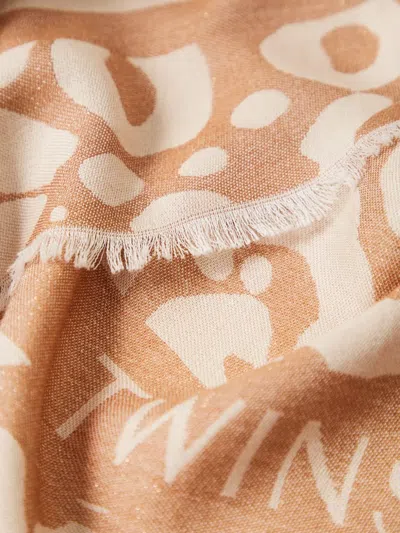 Twinset Étole Jacquard Animalière In Brown