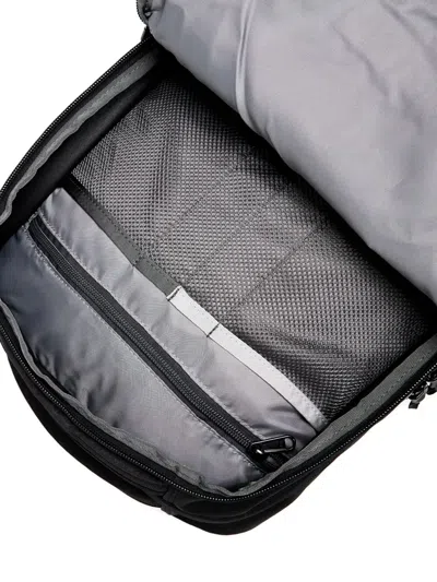 The North Face Vault Backpack In Black