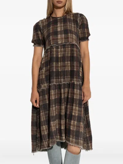 分层式格纹连衣裙