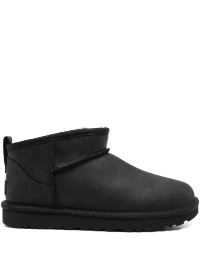 Ugg Classic Ultra Mini Black Ankle Boots With Shearling Lining In Leather Woman In Black