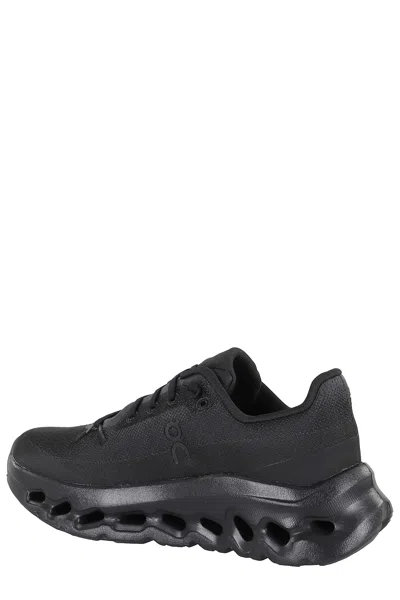 On Low Top Sneakers With Mesh Upper And Rubber Outsole In Black