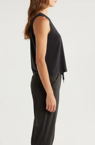 Free Fly Elevate Lightweight Tank In Black