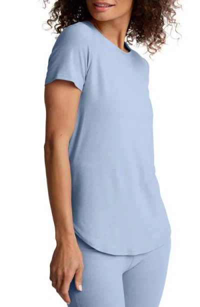 Beyond Yoga On The Down Low T-shirt In Blue