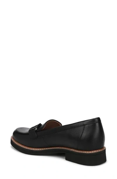 Naturalizer Cabana Womens Patent Pebbled Loafer Heels In Black