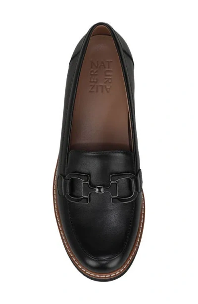 Naturalizer Cabana Womens Patent Pebbled Loafer Heels In Black